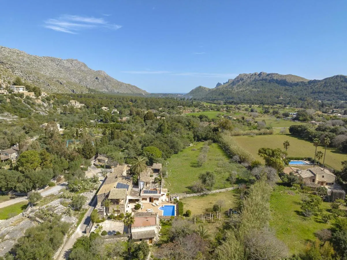 Villa Sa Font / Les Cases De La Font Pollença